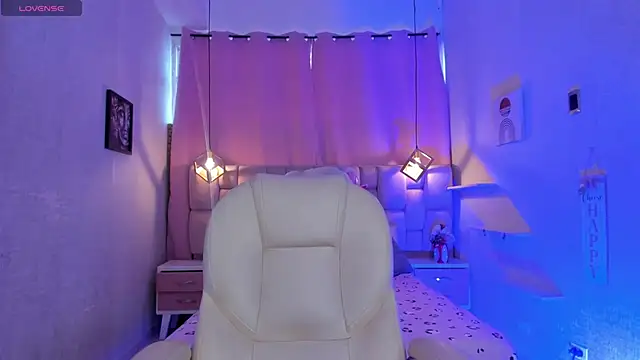 vagaro  online show from October 22, 2025, 8:41 pm