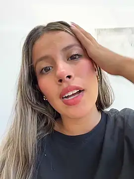 Snapshot of EMILIIA_RICHTER__ chatting on October 25, 2025, 7:08 pm EMILIIA RICHTER online show from October 25, 2025, 7:08 pm