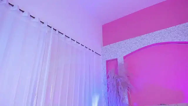 Peytonn Monroe online show from March 17, 2026, 7:50 pm