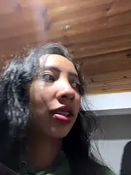 mattebret11 online show from December 16, 2025, 2:27 am