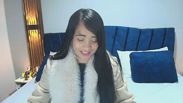 MiaHotmez online show from September 21, 2025, 12:07 pm