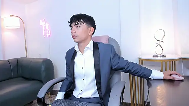 Peter chase online show from November 22, 2025, 5:17 am