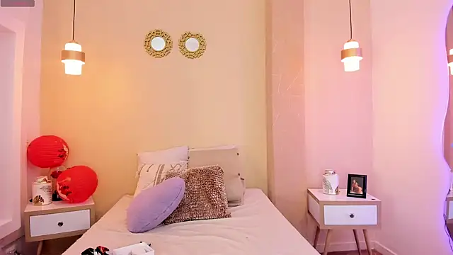 SofiaFontaiine online show from October 30, 2025, 5:20 am