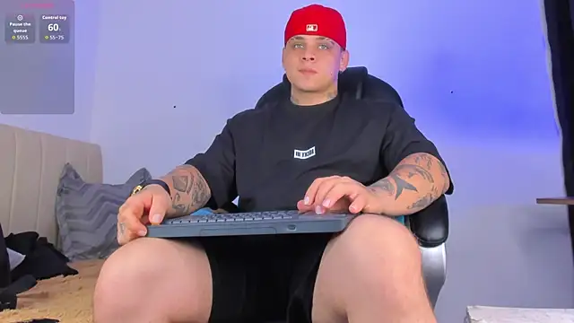 Snapshot of denis_munera chatting on October 28, 2025, 9:46 am denis munera online show from October 28, 2025, 9:46 am