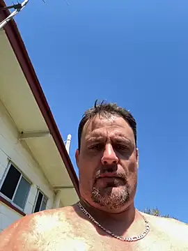 Snapshot of Andys828282 chatting on September 24, 2025, 12:25 am Andys828282 online show from September 24, 2025, 12:25 am