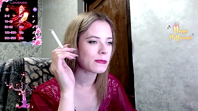 Kate  Loves online show from October 28, 2025, 6:54 pm