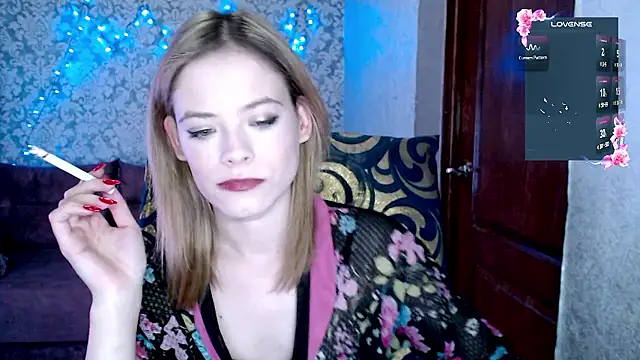 Snapshot of Kate__Loves chatting on January 13, 2026, 7:41 pm Kate Loves online show from January 13, 2026, 7:41 pm