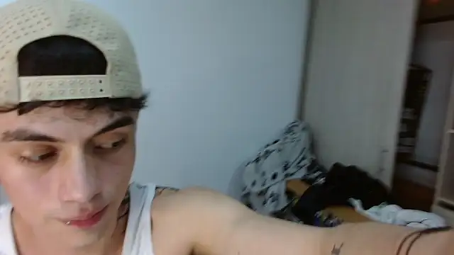 Snapshot of jaico_santos chatting on May 22, 2026, 11:21 pm jaico santos online show from May 22, 2026, 11:21 pm