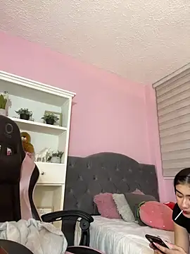 camila1 torres  online show from February 19, 2026, 5:53 pm