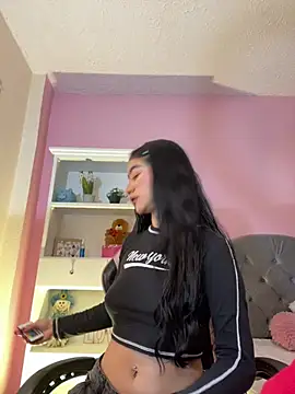 camila1 torres  online show from March 12, 2026, 8:48 pm