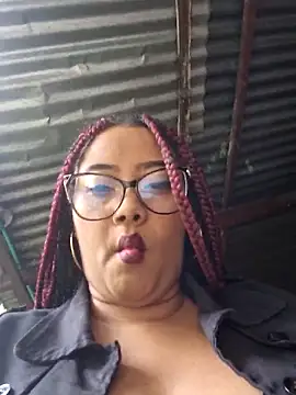 Ebony-Goddess19 online show from October 29, 2025, 5:14 pm