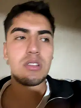 Snapshot of tomy_hot20 chatting on November 6, 2025, 9:15 pm tomy hot20 online show from November 6, 2025, 9:15 pm