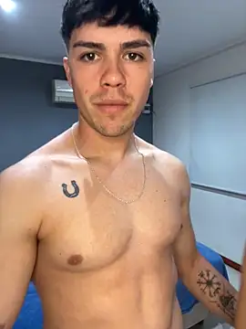 Alexxx27  online show from October 21, 2025, 5:08 am