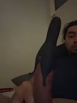 fifthbase007 online show from October 27, 2025, 1:26 pm