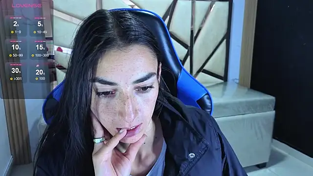 Snapshot of Maily_a_ chatting on March 14, 2026, 2:50 am Maily a online show from March 14, 2026, 2:50 am