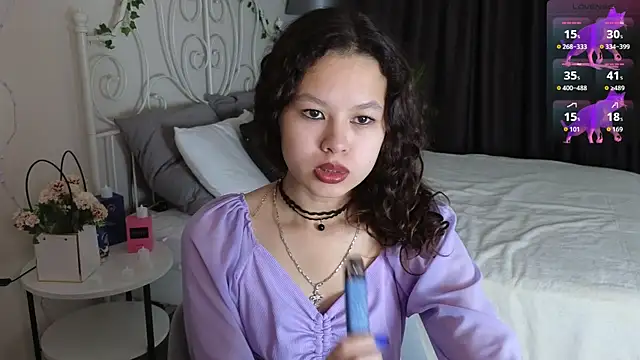 moco choco online show from November 26, 2025, 6:25 am