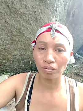 Snapshot of donna-bae chatting on March 24, 2026, 2:27 am donna-bae online show from March 24, 2026, 2:27 am