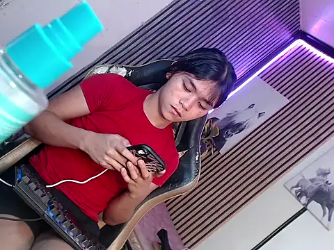 Snapshot of sweet_athena chatting on April 14, 2026, 10:27 pm sweet athena online show from April 14, 2026, 10:27 pm