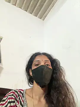 sweetreddy-02 online show from December 15, 2025, 6:39 am