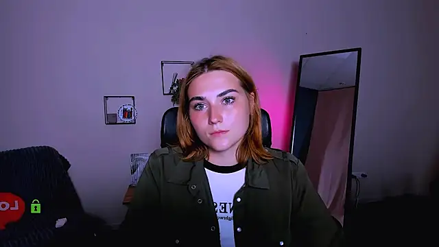 casey meow  online show from September 26, 2025, 12:53 pm