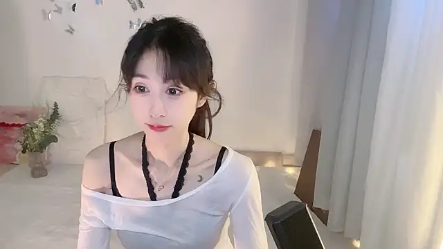 ai-ai-mi online show from October 21, 2025, 4:57 am