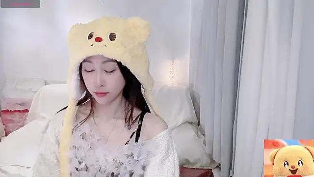 ai-ai-mi online show from February 18, 2026, 9:33 pm