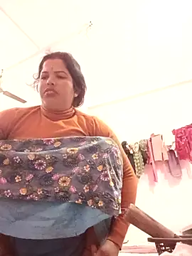 Hott locky online show from November 7, 2025, 12:32 am