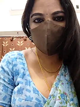 Snapshot of hottamil_honey_couples chatting on October 17, 2025, 10:23 pm hottamil honey couples online show from October 17, 2025, 10:23 pm
