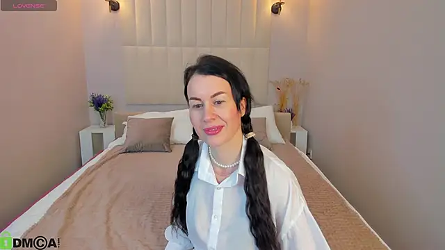 Snapshot of Stella_Leon chatting on October 11, 2025, 1:05 am Stella Leon online show from October 11, 2025, 1:05 am