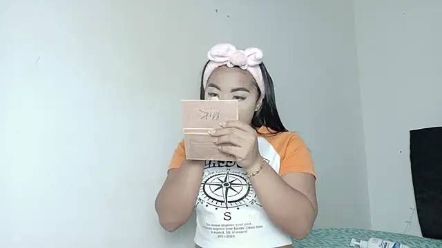 Snapshot of Natashaparker__ chatting on March 2, 2026, 8:15 pm Natashaparker online show from March 2, 2026, 8:15 pm