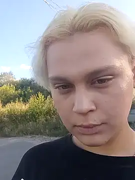 Snapshot of MargoShein chatting on September 20, 2025, 2:07 pm MargoShein online show from September 20, 2025, 2:07 pm