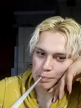 Snapshot of MargoShein chatting on October 7, 2025, 5:26 am MargoShein online show from October 7, 2025, 5:26 am