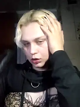 Snapshot of MargoShein chatting on October 14, 2025, 8:42 pm MargoShein online show from October 14, 2025, 8:42 pm