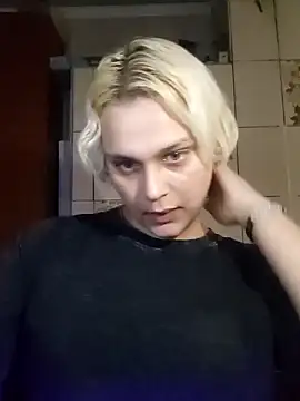 Snapshot of MargoShein chatting on October 15, 2025, 11:43 am MargoShein online show from October 15, 2025, 11:43 am