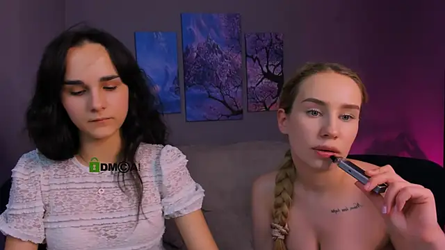 Snapshot of ariana_ross7 chatting on December 3, 2025, 11:58 pm ariana ross7 online show from December 3, 2025, 11:58 pm