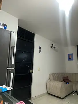 Snapshot of LittleStaicy chatting on September 18, 2025, 2:35 am LittleStaicy online show from September 18, 2025, 2:35 am