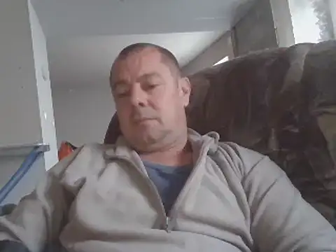 hugoboys4576 online show from October 22, 2025, 3:12 pm