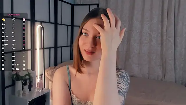 JinnySitts online show from November 22, 2025, 11:04 pm