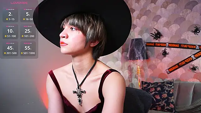 sandzu  online show from October 31, 2025, 8:43 pm