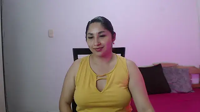 Gia Dior online show from November 28, 2025, 11:18 pm