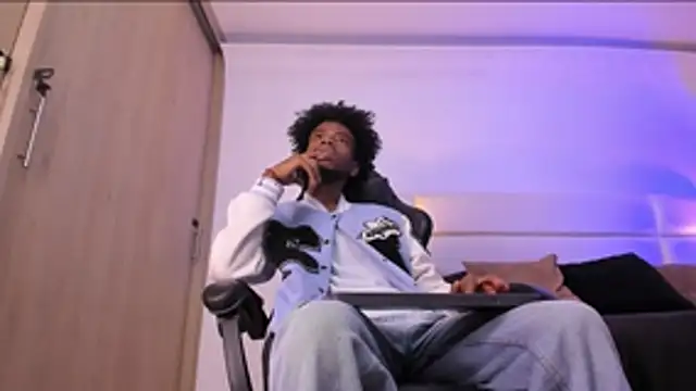 Snapshot of AllexJacob chatting on December 19, 2025, 1:18 pm AllexJacob online show from December 19, 2025, 1:18 pm