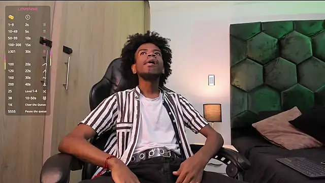 Snapshot of AllexJacob chatting on February 12, 2026, 1:17 pm AllexJacob online show from February 12, 2026, 1:17 pm