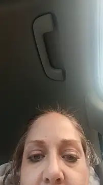 Snapshot of curvybabe88 chatting on October 28, 2025, 3:04 pm curvybabe88 online show from October 28, 2025, 3:04 pm