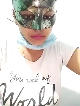 ms-naina online show from April 20, 2026, 7:26 pm