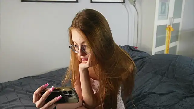 Snapshot of blissence chatting on November 27, 2025, 3:14 pm blissence online show from November 27, 2025, 3:14 pm