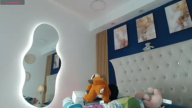 SalvadorFit online show from March 24, 2026, 8:14 pm