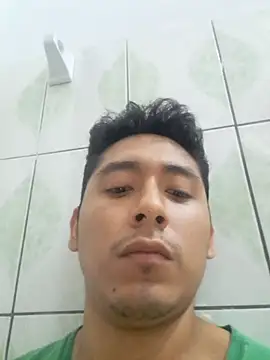 Snapshot of latinbigcock1_ chatting on October 13, 2025, 2:00 am latinbigcock1  online show from October 13, 2025, 2:00 am