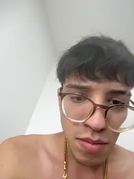 arthurdavies online show from October 27, 2025, 3:43 am