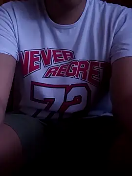 Snapshot of supguyLat chatting on February 8, 2026, 10:29 am supguyLat online show from February 8, 2026, 10:29 am