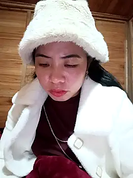 Snapshot of tulipsexy chatting on November 21, 2025, 1:10 pm tulipsexy online show from November 21, 2025, 1:10 pm